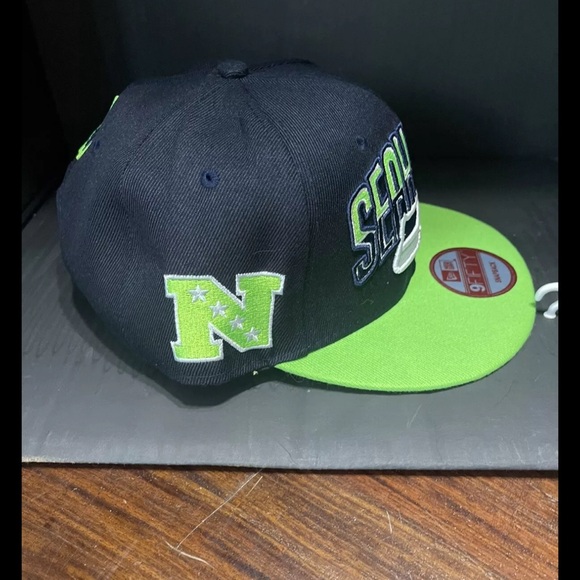 New Era Seattle Seahawks 9FIFTY Snapback Hat Cap - Picture 4 of 5